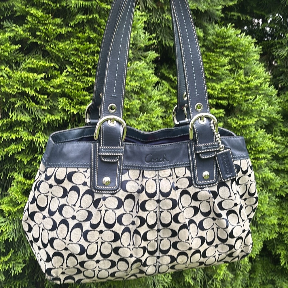 Large Vintage Coach Navy and Grey Shoulder Bag